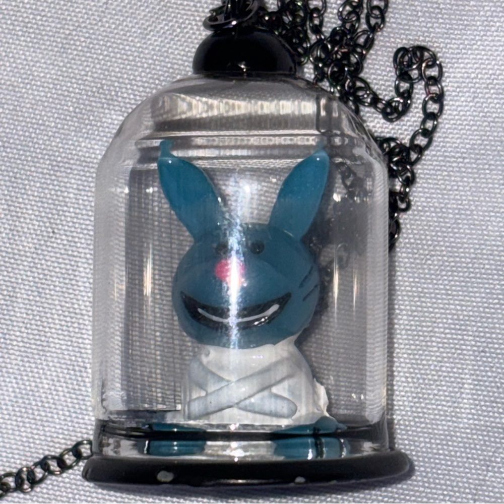 Happy bunny in a bottle psycho straightjacket bubble rare vintage 2000 necklace